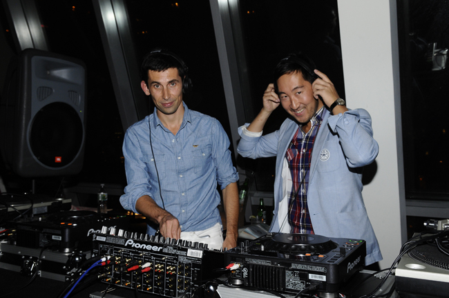 Gildas and Masaya DJing at the Kitsune Me Magazine Party